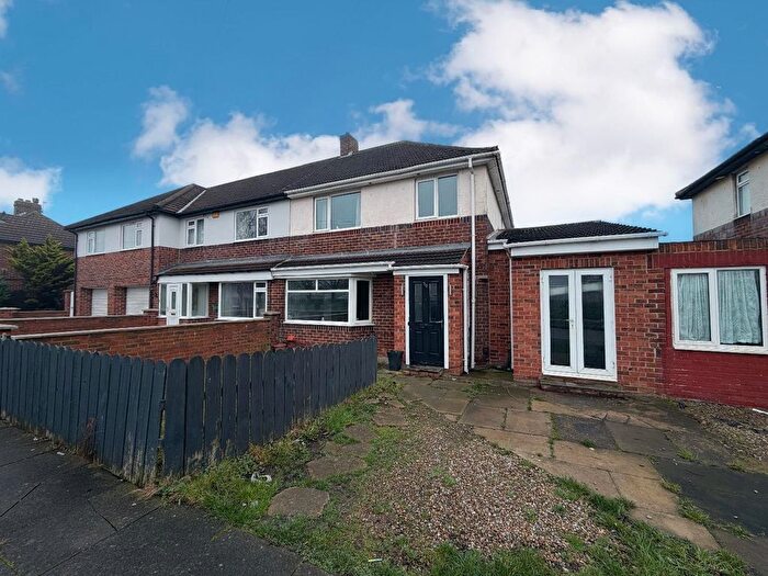 3 Bedroom Semi-Detached House For Sale In Oxbridge Avenue, Stockton-On-Tees, TS18