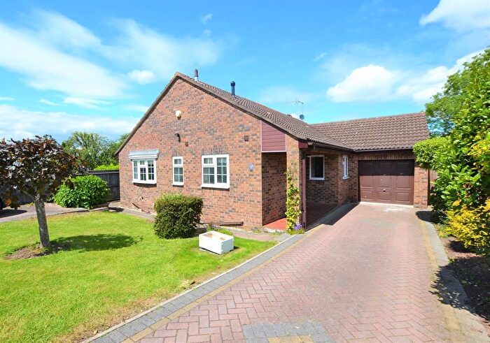 3 Bedroom Detached Bungalow To Rent In Kingscote Close, Churchdown, Gloucester, GL3