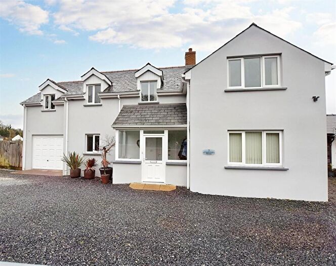 5 Bedroom Detached House For Sale In Causeway House, Penally, SA70