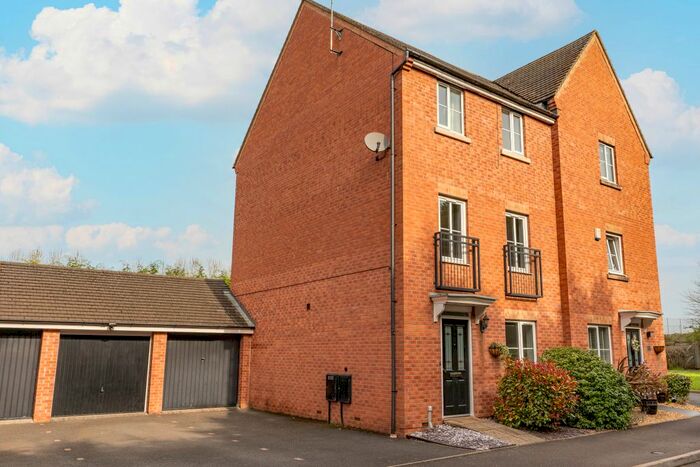 4 Bedroom Terraced House To Rent In The Sidings, Hagley, Stourbridge, West Midlands, DY8