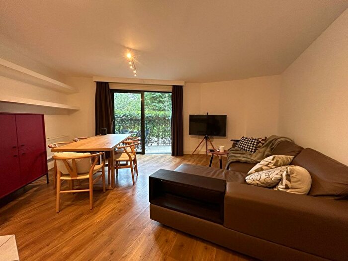 2 Bedroom Flat To Rent In Fairmont House, Canada Water, London, SE16