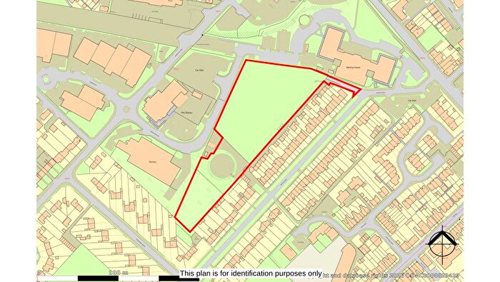 Land For Sale In Land To The North Of Westfield Road, Dunstable, Bedfordshire, LU6