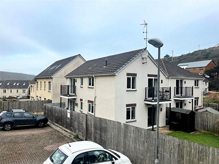 2 Bedroom Flat For Sale In Porthtowan, Truro, TR4
