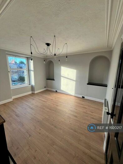 1 Bedroom Flat To Rent In Holburn Road, Aberdeen, AB10