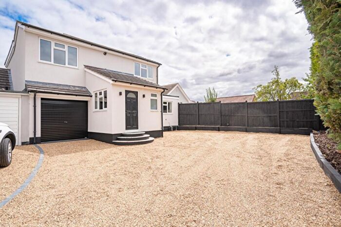4 Bedroom Link Detached House For Sale In St. Clements, Thaxted, Dunmow, CM6