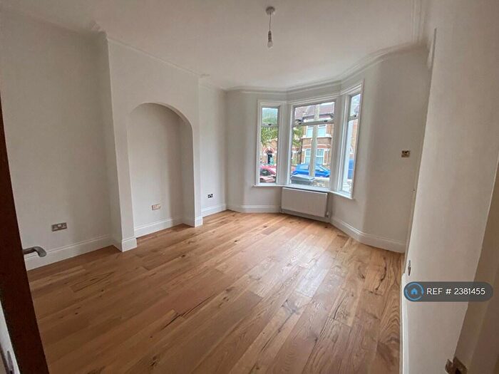 2 Bedroom Maisonette To Rent In Francis Road, London, E10