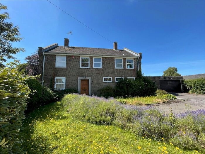 5 Bedroom Detached House To Rent In Church Street, Fordingbridge, Hampshire, SP6