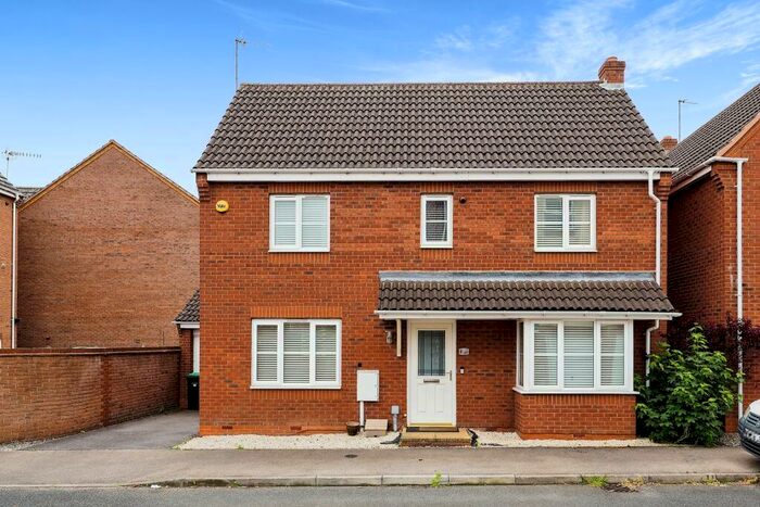 3 Bedroom Detached House To Rent In Crab Apple Grove, Hucknall, NG15