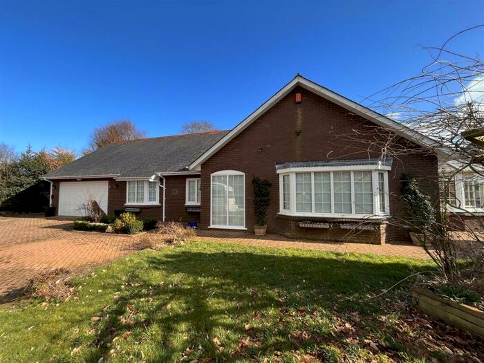 3 Bedroom Detached Bungalow For Sale In Cellan, Lampeter, SA48