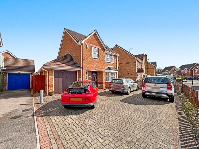 4 Bedroom Detached House For Sale In Tarragon Place, Bradley Stoke, Bristol, Gloucestershire, Gb, BS32