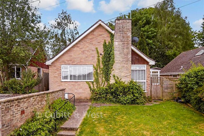 3 Bedroom Detached Bungalow For Sale In Woods Hill Close, Ashurst Wood, West Sussex, RH19
