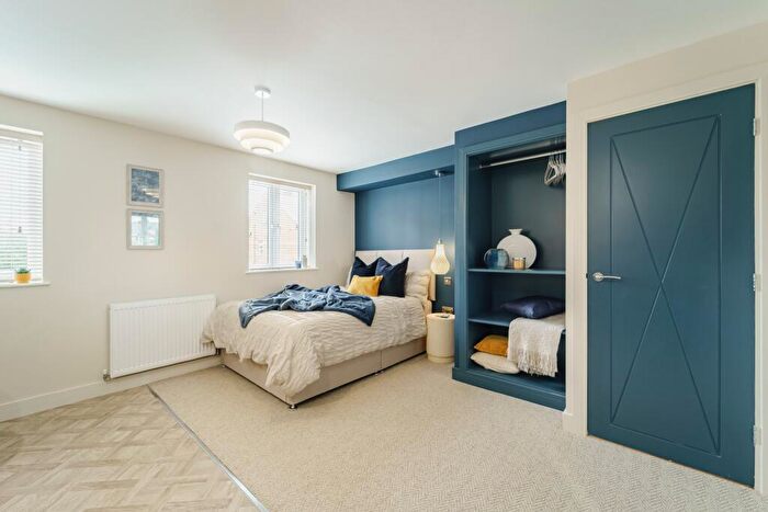 Studio To Rent In Room, Brighton Road, DE24