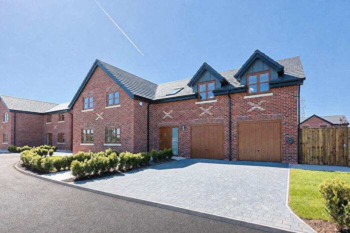 5 Bedroom Detached House For Sale In The Coach House, Preston Road, Chorley, PR7