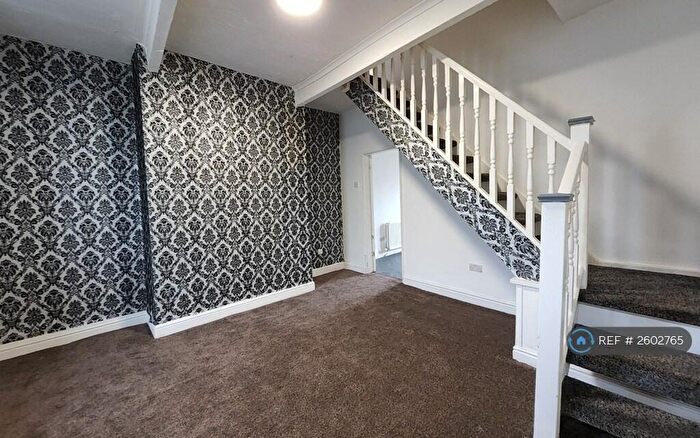 2 Bedroom Terraced House To Rent In Higginshaw Lane, Royton, Oldham, OL2