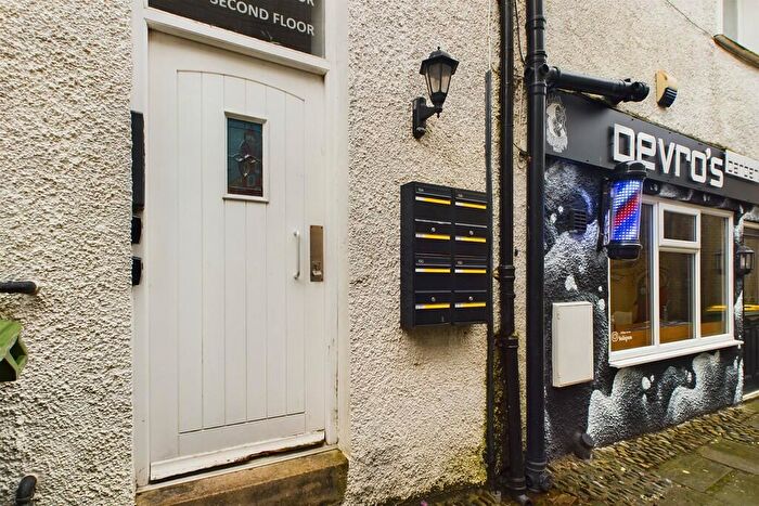 1 Bedroom Flat To Rent In King Street, Ulverston, Cumbria, LA12
