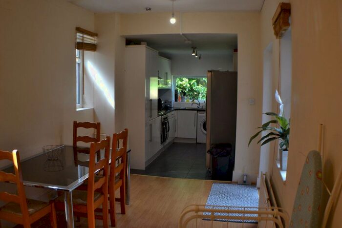 4 Bedroom Property To Rent In Bournbrook Road, Selly Oak, Birmingham, B29