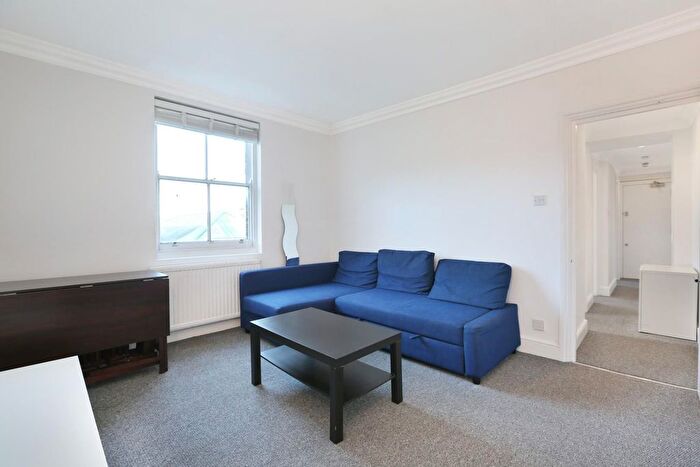 1 Bedroom Flat To Rent In Coachman's Terrace, Clapham Road, London, SW9