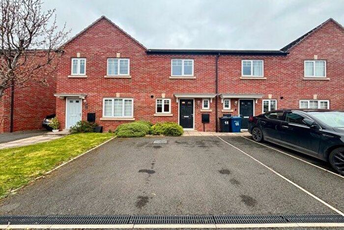 2 Bedroom Property To Rent In Tye Road, Lichfield, WS13