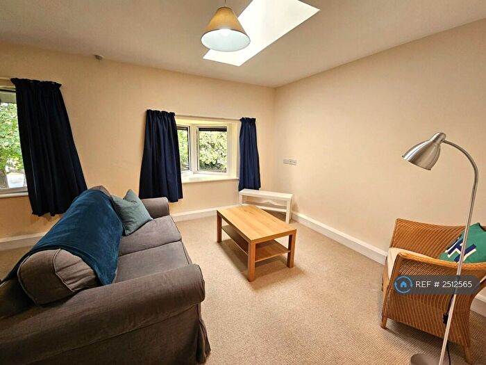 1 Bedroom Flat To Rent In Queen's Park Road, Chester, CH4
