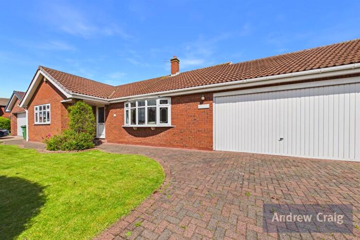 3 Bedroom Bungalow For Sale In Cleadon Lea, Sunderland, SR6