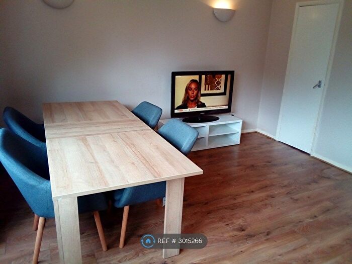 2 Bedroom Maisonette To Rent In John Tofts House, Coventry, CV1