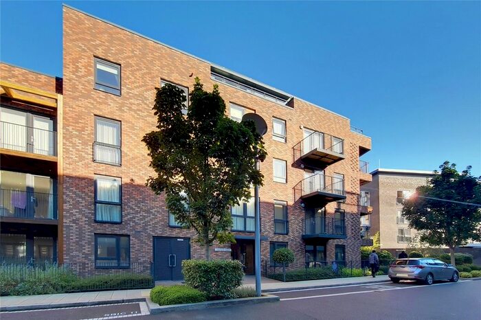 1 Bedroom Flat To Rent In Clement Court, Letchworth Road, Stanmore, HA7