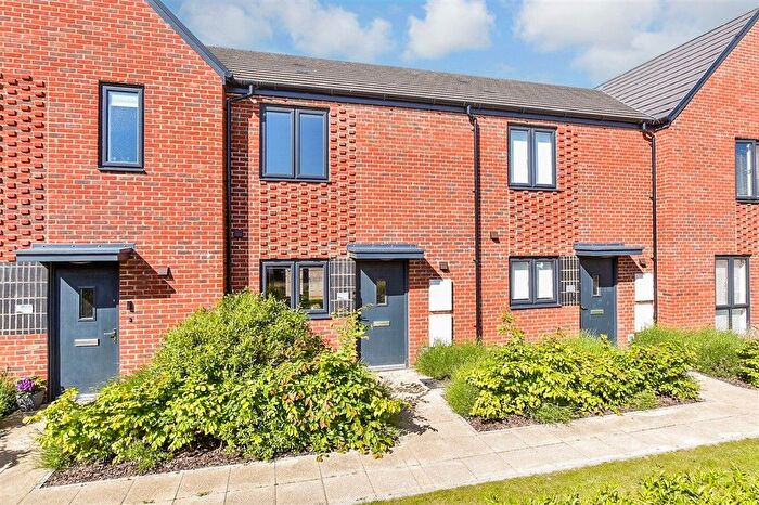 2 Bedroom Terraced House For Sale In Arras Close, Folkestone, Kent, CT19