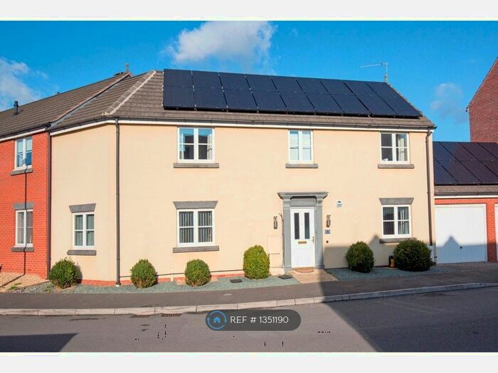 5 Bedroom Semi-Detached House To Rent In Rosebay Gardens, Cheltenham, GL51