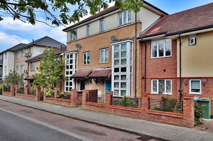 3 Bedroom Terraced House For Sale In Seaton Grove, Broughton, Milton Keynes, MK10