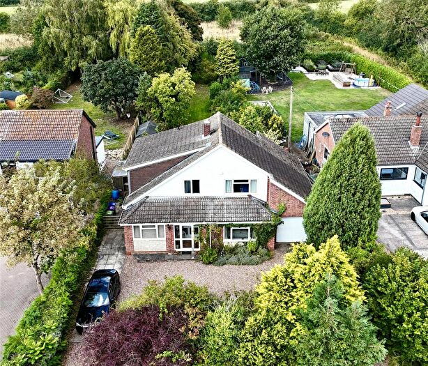 4 Bedroom Detached House For Sale In Station Road, Grasby, Barnetby, Lincolnshire, DN38