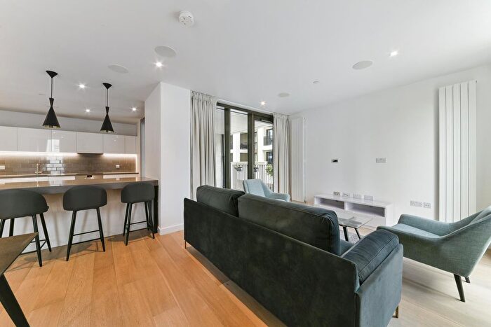 4 Bedroom Flat To Rent In Commodore House, Royal Wharf, London, E16