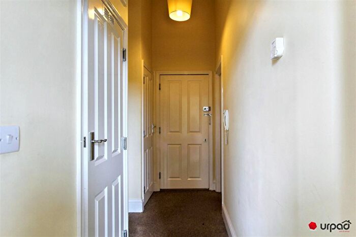 1 Bedroom Flat To Rent In Twerton Farm Close, Bath, BA2