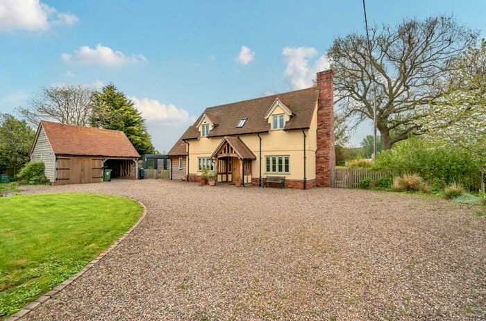 3 Bedroom Detached House For Sale In Kilpeck, Hereford, HR2