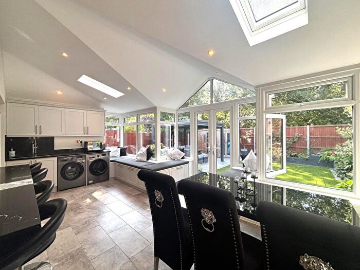 4 Bedroom Detached House For Sale In Thirlmere, Stevenage, SG1