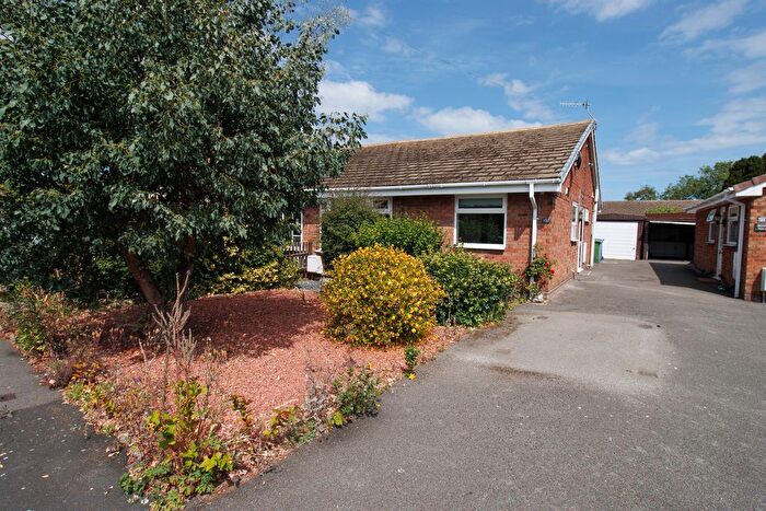 2 Bedroom Semi-Detached Bungalow For Sale In Harborough Close, Hunmanby, YO14