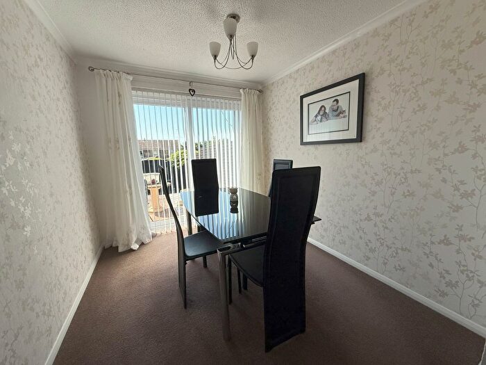 3 Bedroom Semi-Detached House For Sale In Westminster Road, Wellingborough, Northamptonshire, NN8