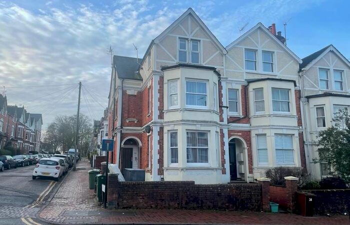 1 Bedroom Flat To Rent In Grove Hill Road, Tunbridge Wells, TN1