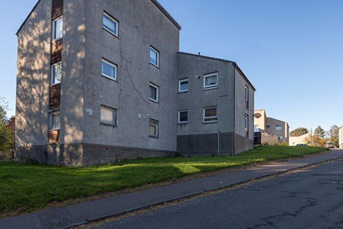 1 Bedroom Flat For Sale In Dochart Terrace, Dundee, DD2