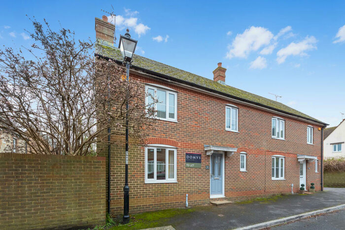 3 Bedroom Semi-Detached House To Rent In Dorchester, DT1