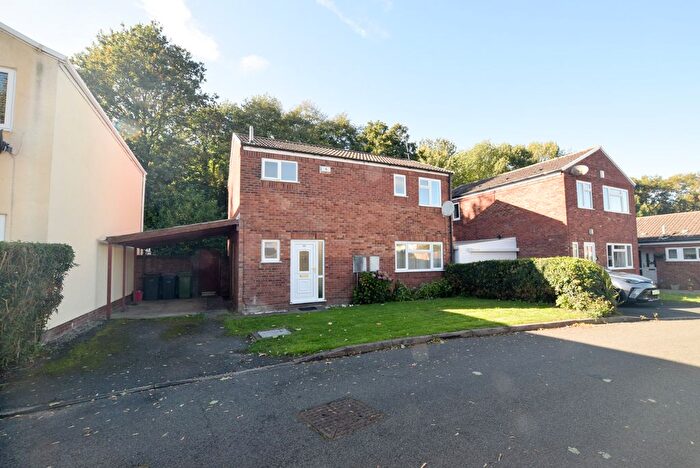 3 Bedroom Detached House For Sale In Millstream Way, Leegomery, Telford, TF1