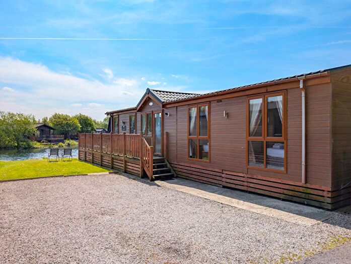 3 Bedroom Lodge For Sale In Private Sale - Capenwray South Lakeland Leisure Village, Borwick Ln, Warton, Carnforth, LA6