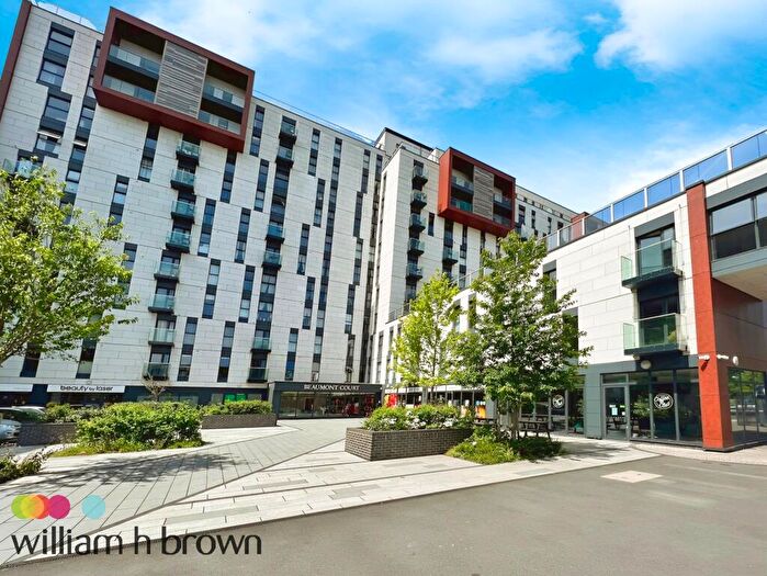 2 Bedroom Flat To Rent In Victoria Avenue, Southend-On-Sea, SS2