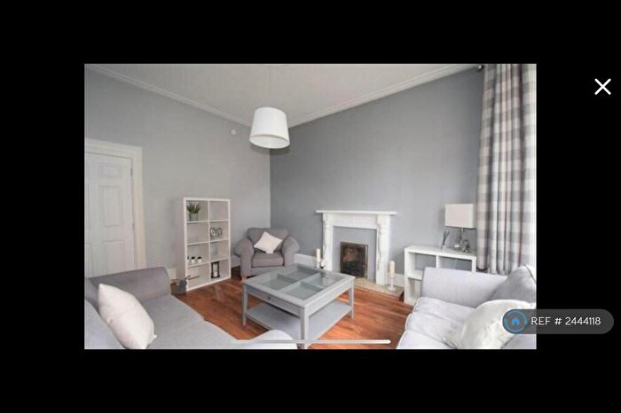 2 Bedroom Flat To Rent In Copland Road, Glasgow, G51