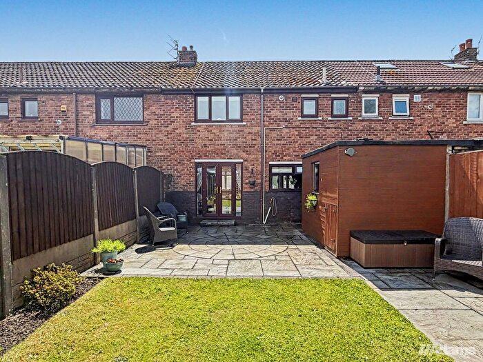 3 Bedroom Town House For Sale In Derwent Road, Widnes, WA8