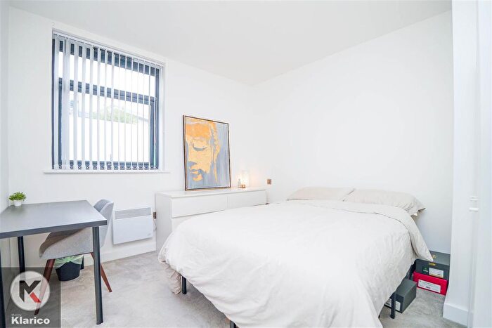 2 Bedroom Flat For Sale In Wagon Lane, Sheldon, B26