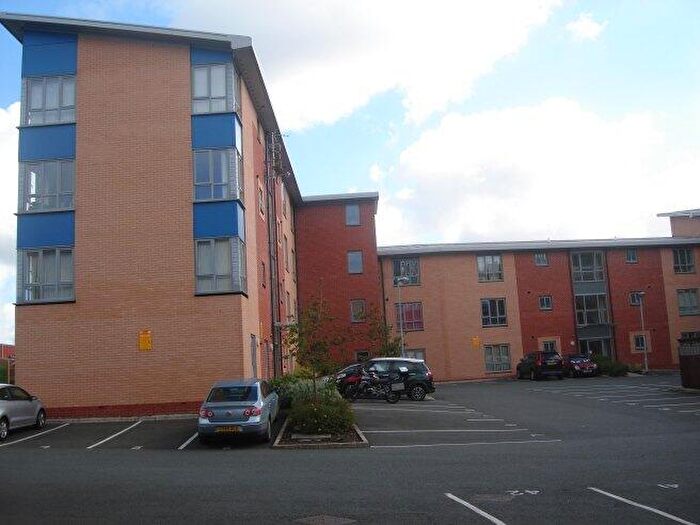 2 Bedroom Flat To Rent In Russell Court, Craggs Row, PR1