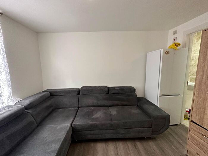 1 Bedroom Studio To Rent In Argyle Road, London, N17