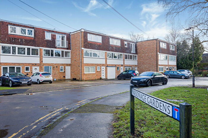 4 Bedroom Terraced House For Sale In Parsonage Gardens, Marlow, SL7