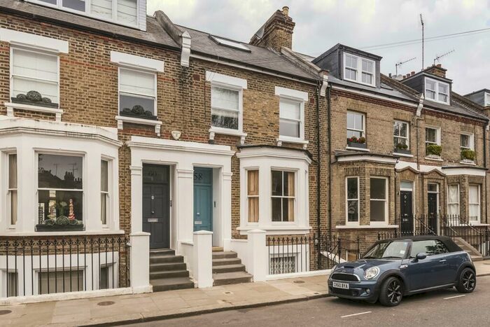1 Bedroom Flat To Rent In Uverdale Road, London, SW10