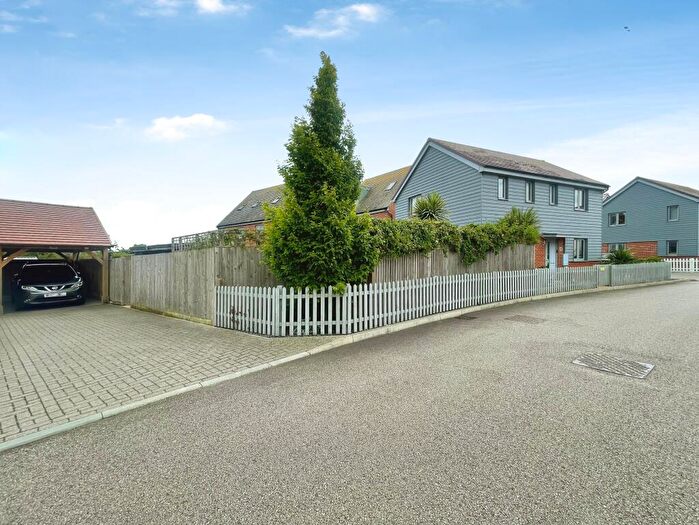 3 Bedroom Detached House For Sale In Faraday Drive, Sheerness, ME12